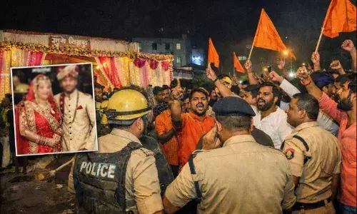 हिंदू युवती से कोर्ट मैरिज, फिर डॉक्टर पति ने दी वलीमा पार्टी, पता चला तो मचा बवाल