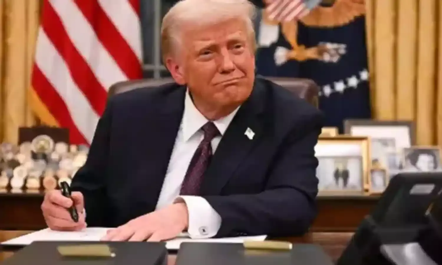 चौतरफा विवादों पर आमादा ट्रंप…