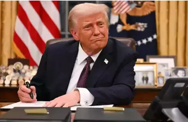 चौतरफा विवादों पर आमादा ट्रंप…