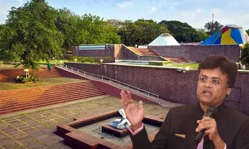 विवादों से घिरे बीएलएफ के लिए भारत भवन के दरवाजे बंद करें