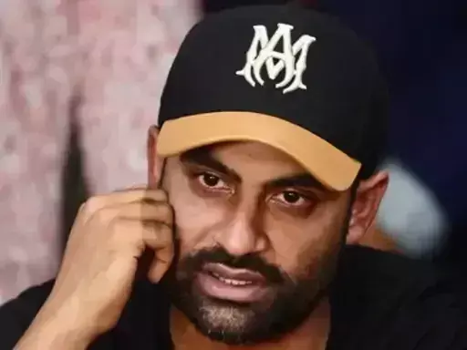 बांग्लादेश क्रिकेट के डायरेक्टर नजमुल हटाए, खिलाड़ियों के दबाव में BCB का फैसला