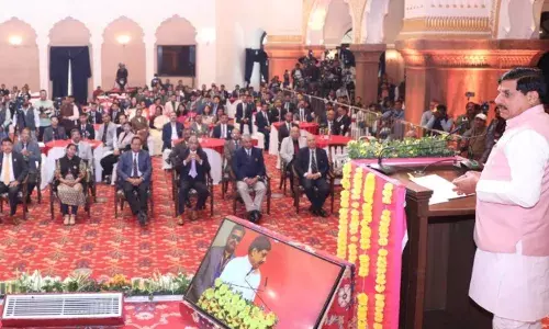 सीएम मोहन यादव ने IPS सर्विस मीट का किया शुभारंभ, बोले MP में संगठित अपराध के लिए कोई जगह नहीं सीएम मोहन यादव ने IPS सर्विस मीट का किया शुभारंभ, बोले MP में संगठित अपराध के लिए कोई जगह नहीं