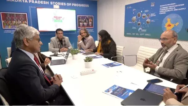 वर्ल्ड इकोनॉमिक फोरम-2026 : कई प्रमुख समूहों ने निवेश की इच्छा जताई