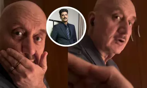70 साल के अनुपम खेर को बेटे ने क्यों मारा थप्पड़? वायरल वीडियो में दिखा ‘डॉक्टर डैंग’ वाला गुस्सा