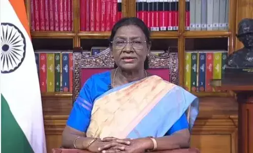 अस्थिरता के बीच भारत बन रहा सबसे बड़ी अर्थव्यवस्था