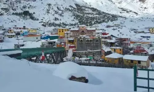 केदारनाथ-बद्रीनाथ में एंट्री के सख्त नियमों की तैयारी: ब्लॉगिंग पर जब्ती; गैर-हिन्दुओं की नो एंट्री