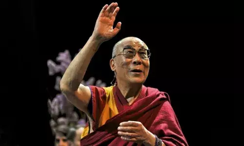 कृतज्ञता और विनम्रता: दलाई लामा ने अपने पहले ग्रैमी पुरस्कार पर प्रतिक्रिया दी कृतज्ञता और विनम्रता: दलाई लामा ने अपने पहले ग्रैमी पुरस्कार पर प्रतिक्रिया दी