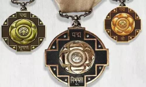 राजनीतिक समाज के जंगल में पद्म पुरस्कार