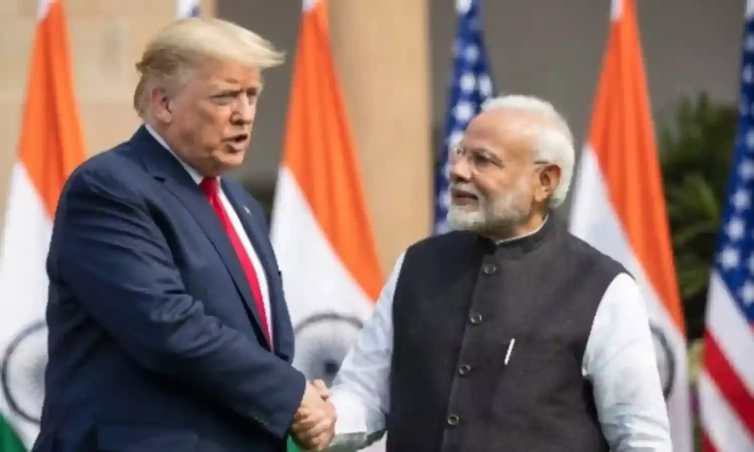 आखिर ट्रंप को झुकना पड़ा