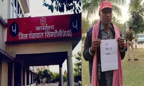 पत्नी 12 साल ले रही विधवा पेंशन, मृत पति 7 साल से दे रहा 5000 गुजरा भत्ता, अब जिंदा करने की गुहार