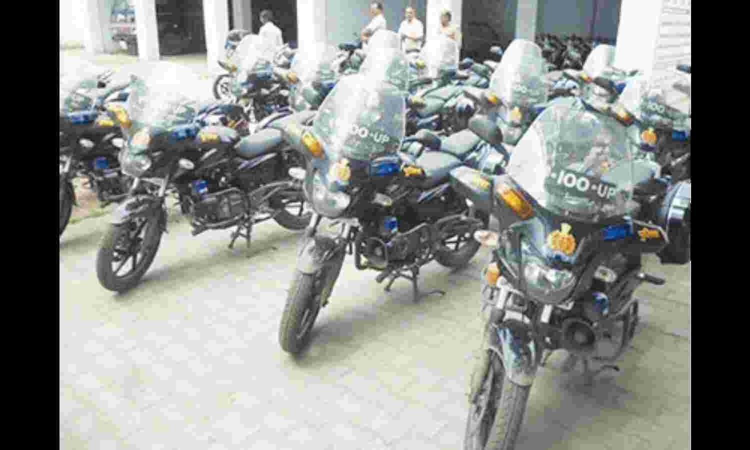 अब संकरी गलियों में तुरंत पहुंचेंगी यूपी 100 बाइकें
