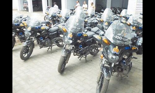 अब संकरी गलियों में तुरंत पहुंचेंगी यूपी 100 बाइकें