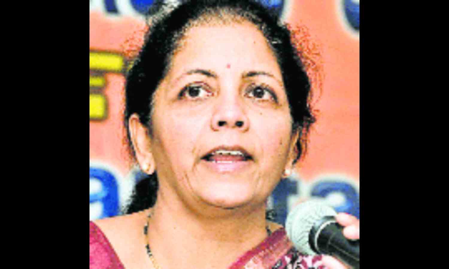 रक्षामंत्री ने सेना के लिए 5500 करोड़ रुपये से अधिक के हथियार खरीद को दी मंजूरी