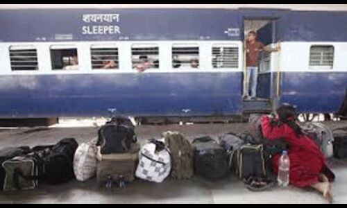 टीटीई से मिलकर ट्रेनों में चल रही अवैध ढुलाई