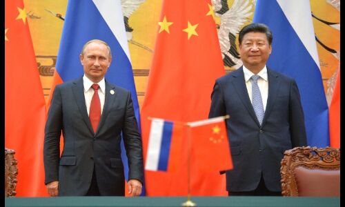 भारत के लिए भारी हो सकती है चीन-रूस की दोस्ती