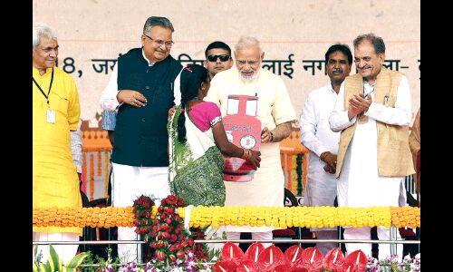 प्रधानमंत्री ने आईआईटी सहित 22 हजार करोड़ की दी सौगात