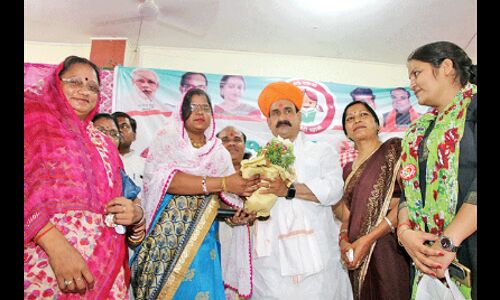 आज में जो कुछ भी हूॅ अपनी मॉ की बदौलत हूॅ : नरोत्तम