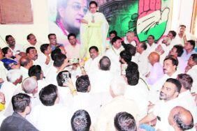 सभी कार्यकर्ता चुनावी तैयारी में जुट जाएं : वर्षा