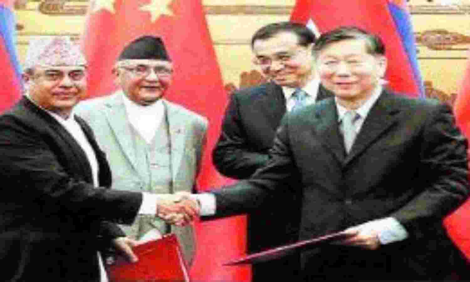 चीन की पटरी पर नेपाल की दौड़