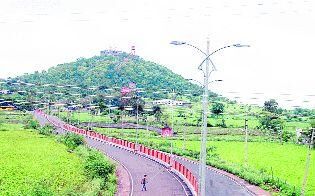 अवैध निर्माण से लग रहा टेकरी सरकार के सौन्दर्य पर ग्रहण, बड़े पैमाने पर हो रहा अतिक्रमण