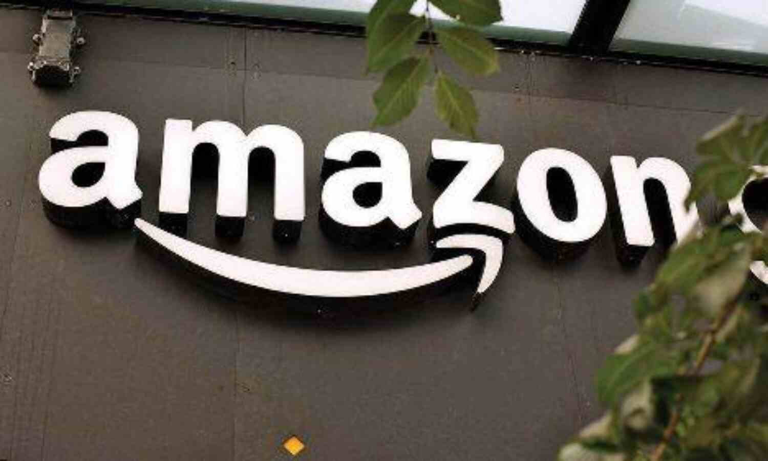 अमेजन धमाकेदार ऑफर : एक रुपये में मिल रही है। 32 इंच की एलईडी टीवी, पढ़िए पूरी खबर