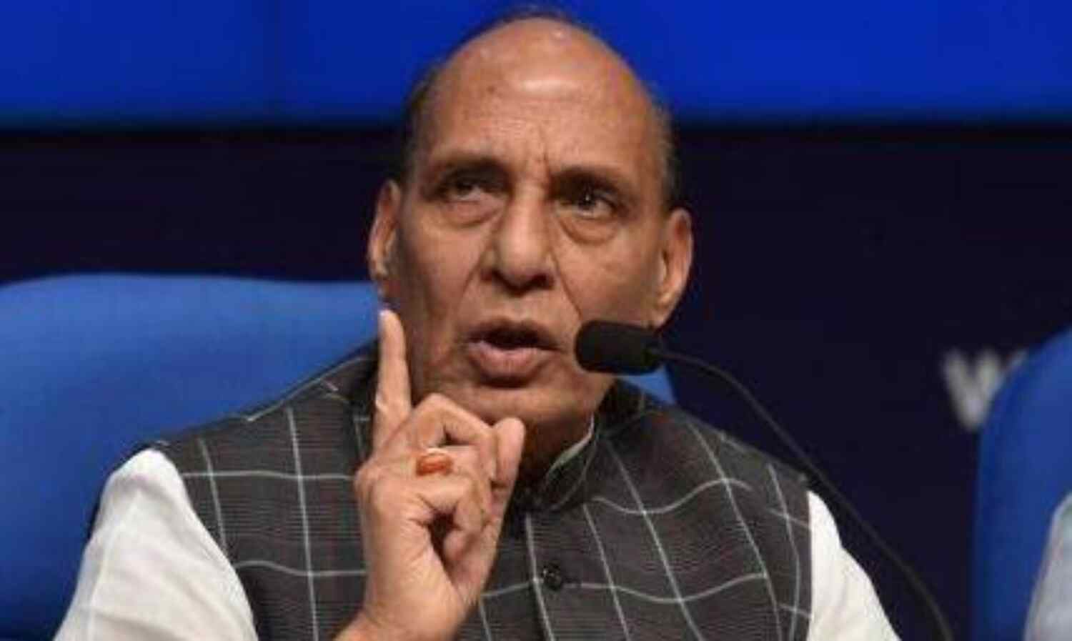 राजनाथ सिंह बोले - एससी- एसटी और ओबीसी का आरक्षण कोई नहीं छीन सकता राजनाथ सिंह बोले - एससी- एसटी और ओबीसी का आरक्षण कोई नहीं छीन सकता