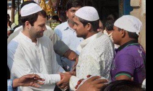 मुस्लिम तुष्टीकरण के फेर में फंसती कांग्रेस