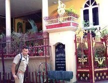 इनकम विभाग की छापेमारी में 100 किलो सोना, 10 करोड़ रूपये नगदी बरामद