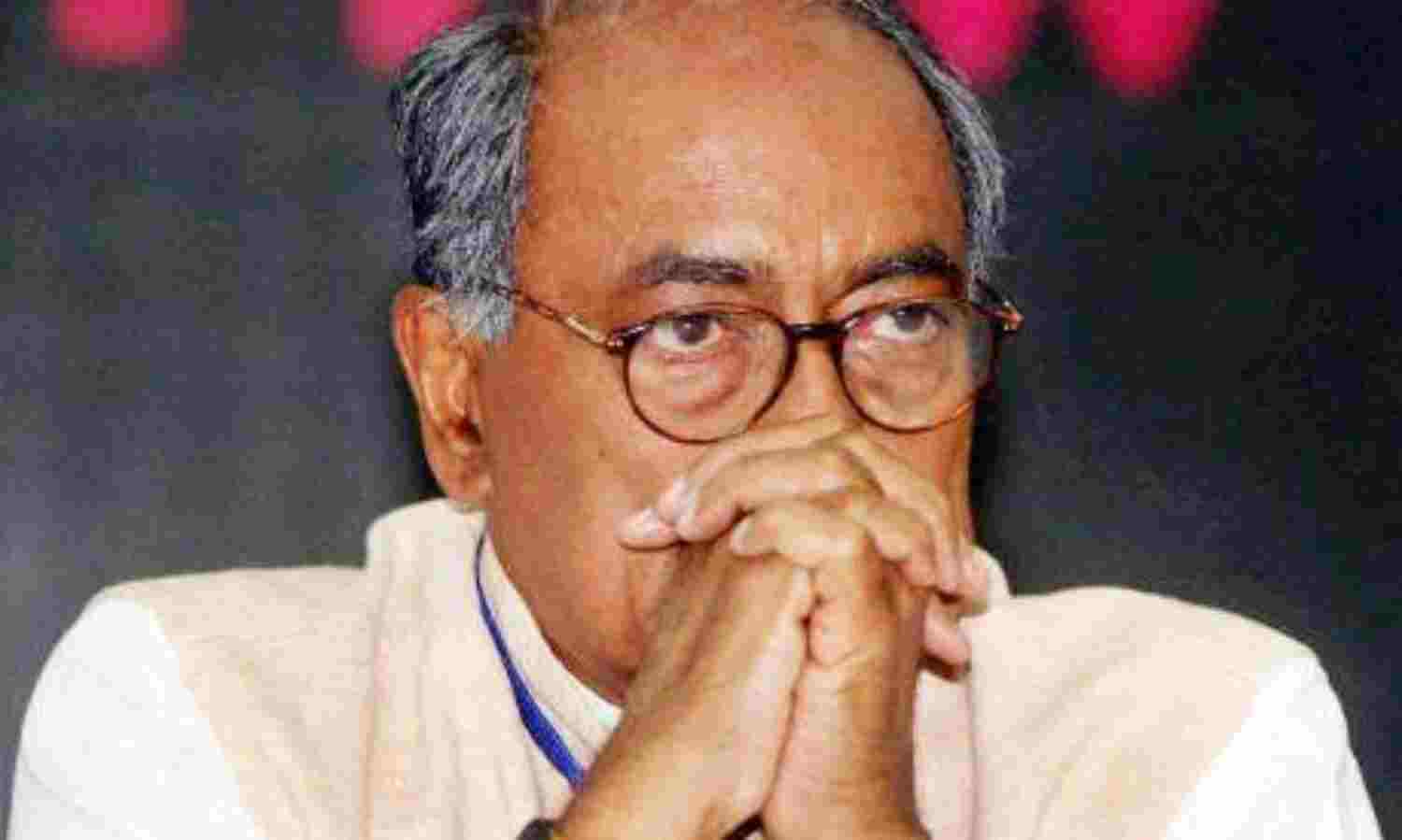 अपने ही व्यूह में उलझते दिग्विजय सिंह