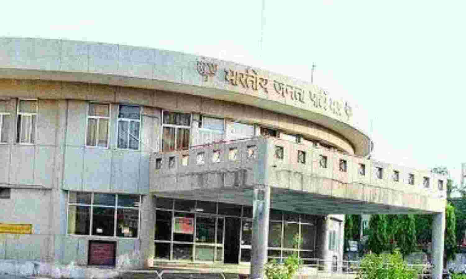 चुनाव : कांग्रेस को लगा बड़ा झटका, 50 युवा नेता भाजपा में शामिल