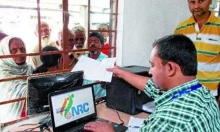 घुसपैठ के विरोध में सरकार का कडा कदम घुसपैठ के विरोध में सरकार का कडा कदम