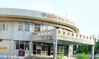 चुनाव : कांग्रेस को लगा बड़ा झटका, 50 युवा नेता भाजपा में शामिल