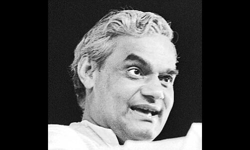 विनम्र श्रद्धांजलि : अब कौन गाएगा नया गीत विनम्र श्रद्धांजलि : अब कौन गाएगा नया गीत