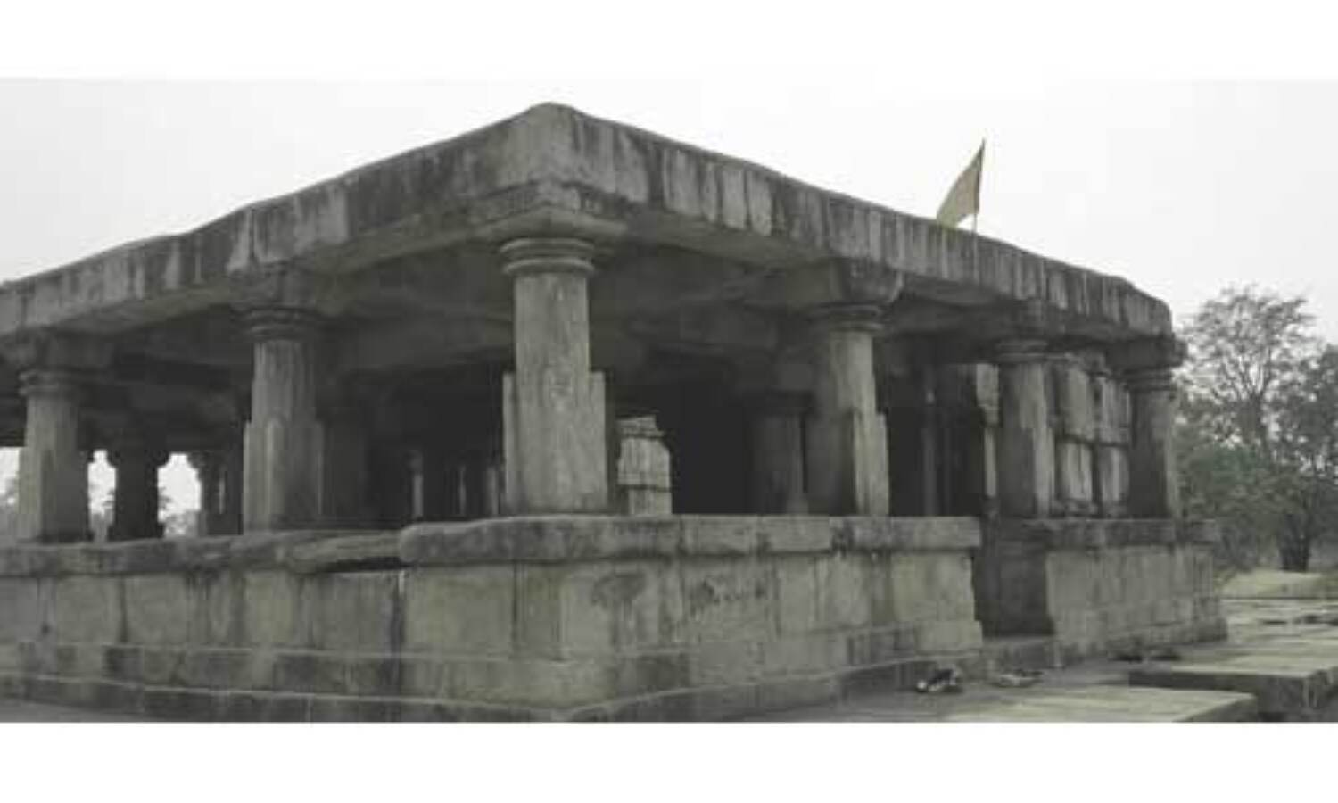 यह दो गर्भगृह वाला अनोखा मंदिर है, बारसूर का बत्तीसा मंदिर