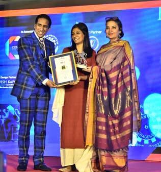 अभिनेत्री शबाना आजमी भारतीय मानवता विकास पुरस्कार से सम्मानित
