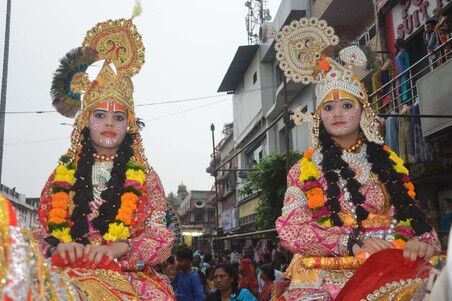 श्रीकृष्ण की शोभायात्रा में झूमे श्रद्धालु
