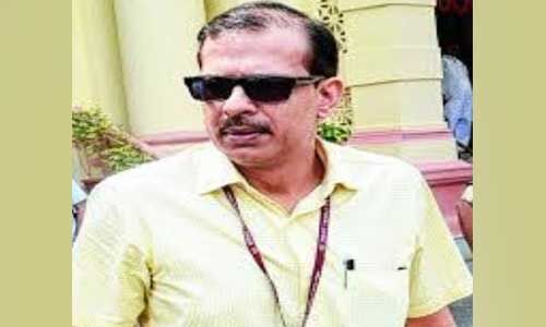 हाई कोर्ट ने वरिष्ठ आई ए एस अधिकारी पर लगाया पौने दो लाख का जुर्माना