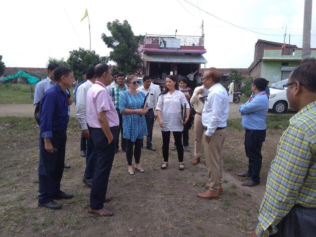 बिल एंड मिलिंदा गेट्स फाउंडेशन के दल ने किया सामुदायिक स्वास्थ्य केंद्रों का भ्रमण