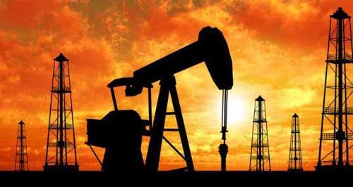 कोरोना संकट के बीच कच्चे तेल का उत्पादन बढ़ा लेकिन मांग घटी, अब रखने के लिए जगह नहीं