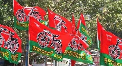 सपा व गोंगपा मिलकर लड़ेंगे 120 सीटों पर चुनाव सपा व गोंगपा मिलकर लड़ेंगे 120 सीटों पर चुनाव