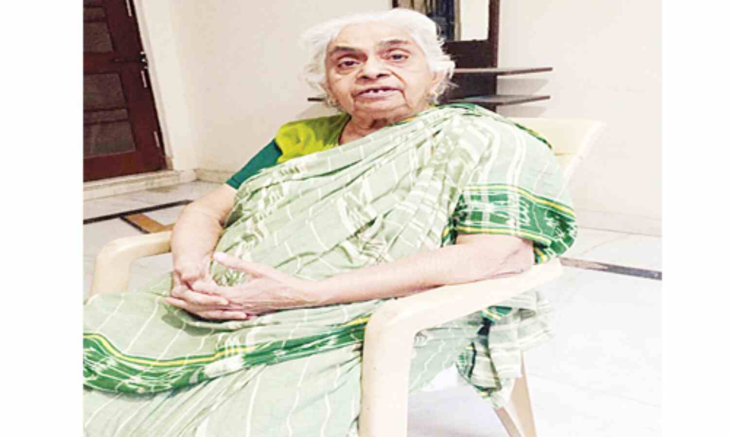 राजमाता की बहन सुषमा सिंह ने कहा - संयमित भाषा थी नेताओं की पहचान