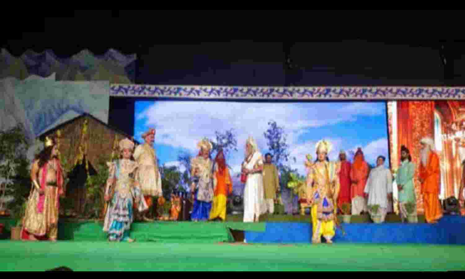 प्रभु राम का जीवन हम सभी को त्याग और मर्यादाओं के पालन की सीख देता है।