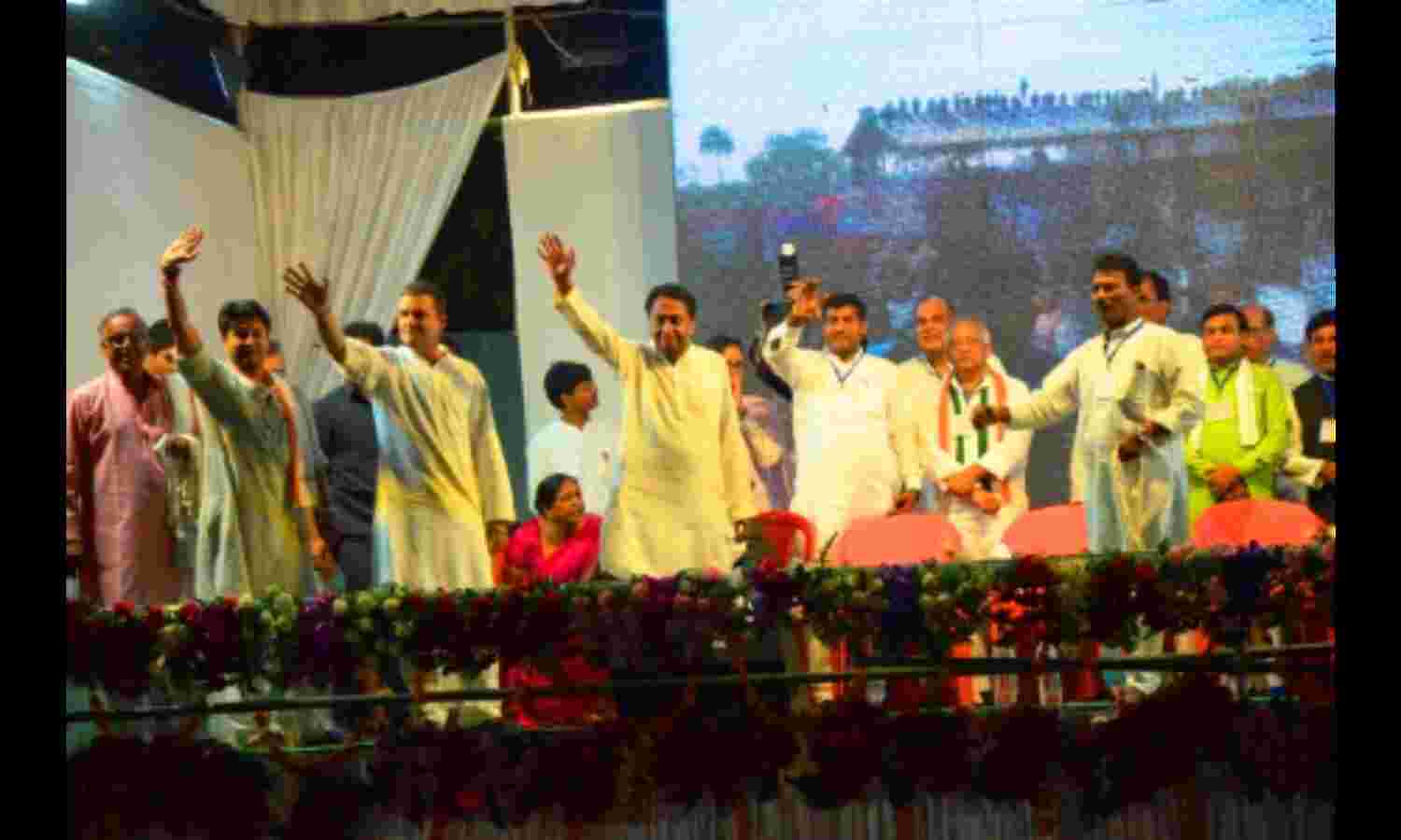 स्वागत से अभिभूत तो हुए राहुल, लेकिन कौन होगा कांग्रेस से सीएम उम्मीदवार ? सस्पेंस बरकरार