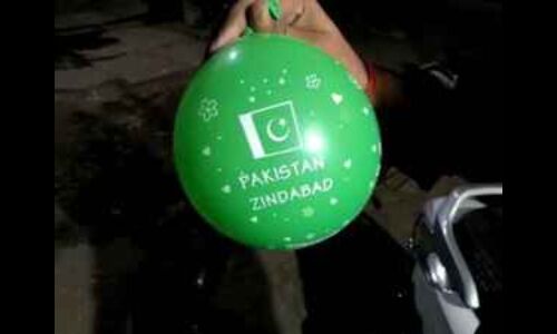 सतना में बिक रहे थे पाकिस्तान जिंदाबाद लिखे गुब्बारे, जांच में जुटी पुलिस