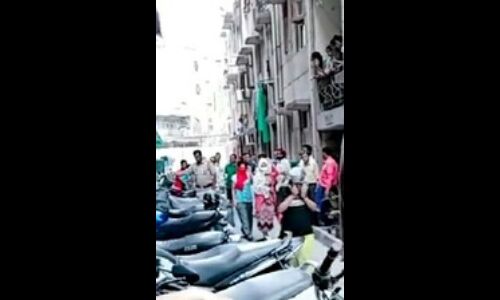 नेपाल की 28 लड़कियां हुईं मुक्त, गल्फ देशों में बेचने की थी तैयारी नेपाल की 28 लड़कियां हुईं मुक्त, गल्फ देशों में बेचने की थी तैयारी