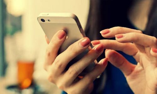 399 रुपये का रिचार्ज प्लान मिल रहा है सिर्फ 100 रुपये में