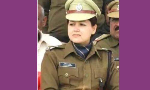 नेताओं के रिश्तेदारों पर गाज गिराने की तैयारी, सांसद भागीरथ प्रसाद की बेटी राजगढ़ एसपी को हटाया