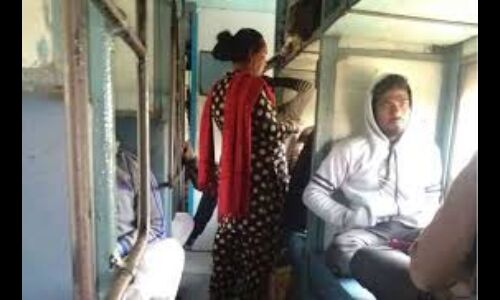 दिल्ली से ग्वालियर तक ट्रेनों में किन्नरों का आतंक