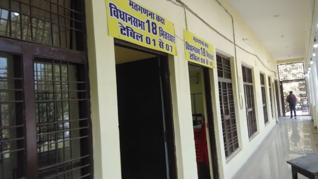 मतगणना की तैयारी : विधानसभावार कक्षों में की जा रहीं जरूरी व्यवस्थाएं, कलेक्टर ने किया निरीक्षण