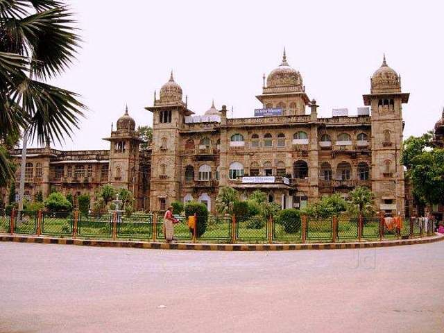 कोरोना संकट के बीच ग्वालियर सीएमएचओ बदलें